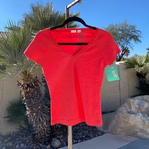 🎉 Coral Pink Basic Fitted Ribbed Tee S 🎉